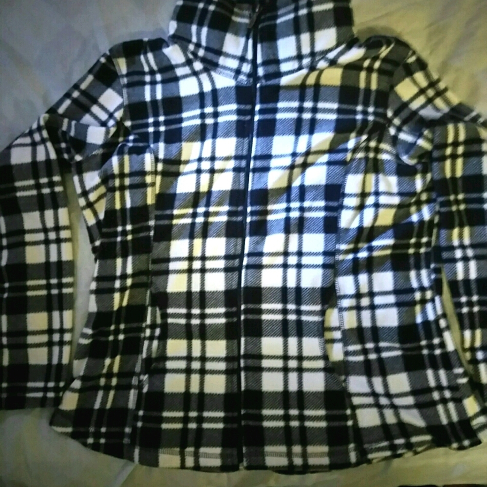 Falls Creek Black and White Turtle Neck